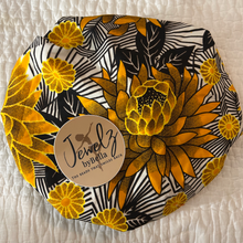 Load image into Gallery viewer, African Print Bonnets and Head Wrap!