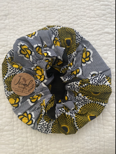 Load image into Gallery viewer, African Print Bonnets and Head Wrap!